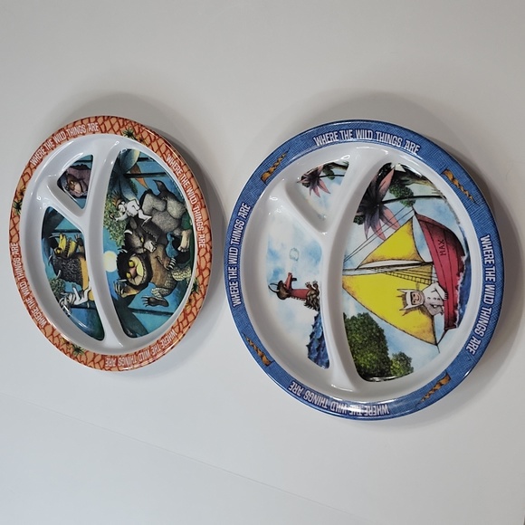 Lot of 3. Two Where the Wild Things are 3 section plates And Book. - Picture 14 of 16